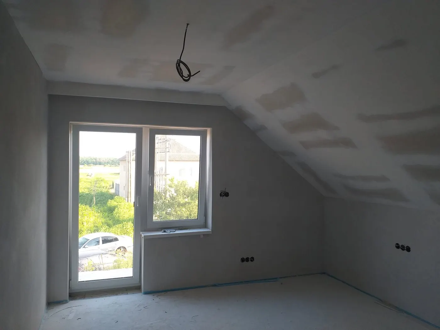 Podkrovie a kúpeľňa zo sadrokartónu, počas prác